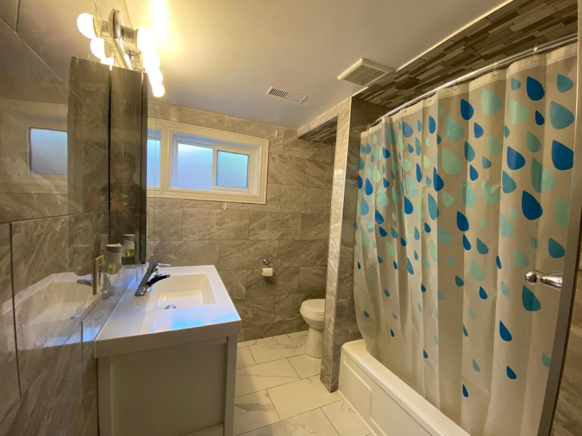 Yonge And Finch Subway !U Spacious & Cozy Private Bdr With Shared Bathroom Toronto Extérieur photo
